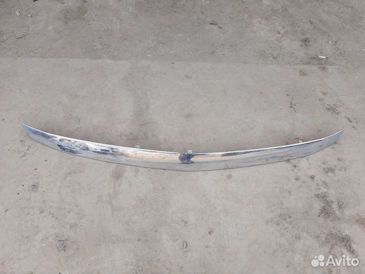 Накладка капота Renault logan