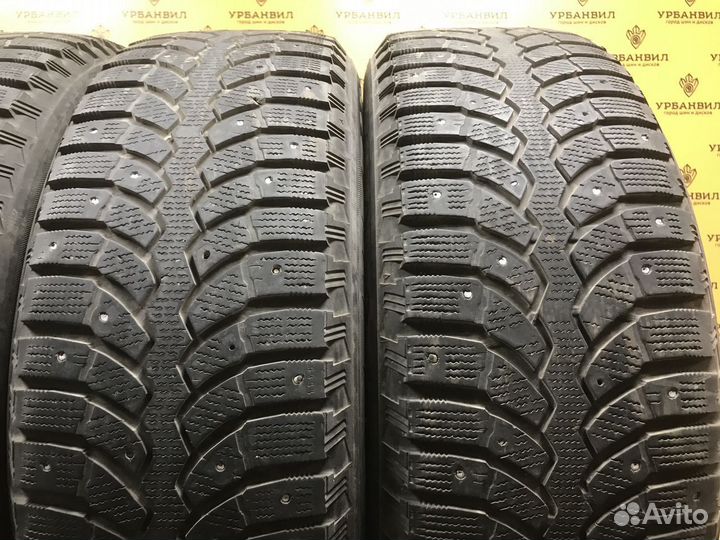Bridgestone Blizzak Spike-01 225/65 R17 106T