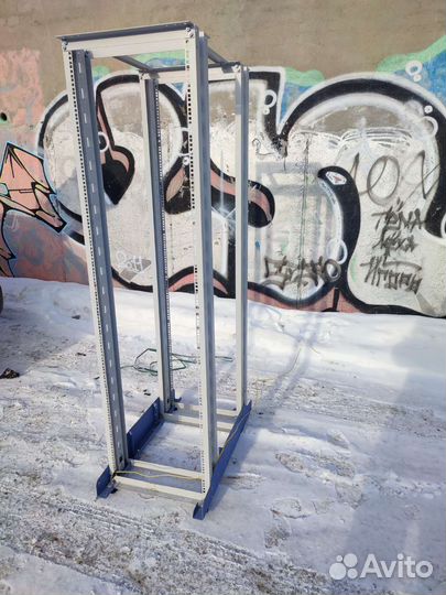 Стойка серверная усиленная