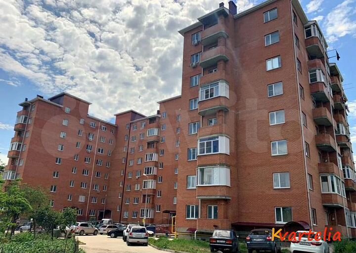 2-к. квартира, 60 м², 1/8 эт.