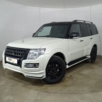 Mitsubishi Pajero 3.8 AT, 2019, 72 010 км, с пробегом, цена 3 688 000 руб.