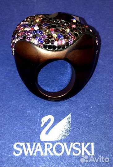 Swarovski кольцо 16.5