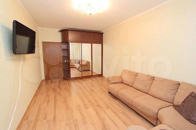 2-к. квартира, 75 м², 2/9 эт.
