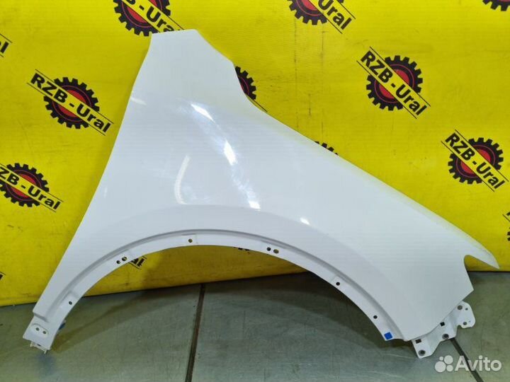 Крыло переднее правое Geely Atlas