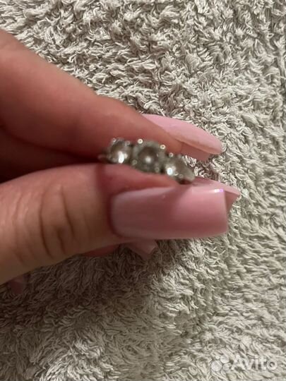 Серебряное кольцо