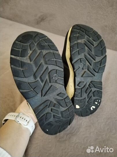 Ботинки демисезонные для мальчика 25 р. бесплатно