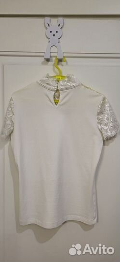 Блуза белая с коротким рукавом на девочку 146 рост