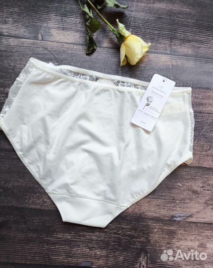 Трусы женские Simone Perele 46