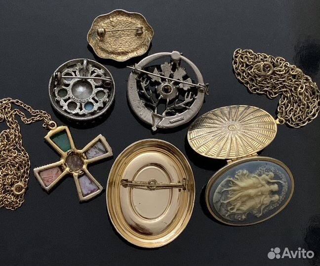 Винтаж броши кулоны одна цена