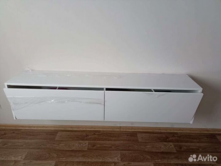 Тумба навесная под телевизор