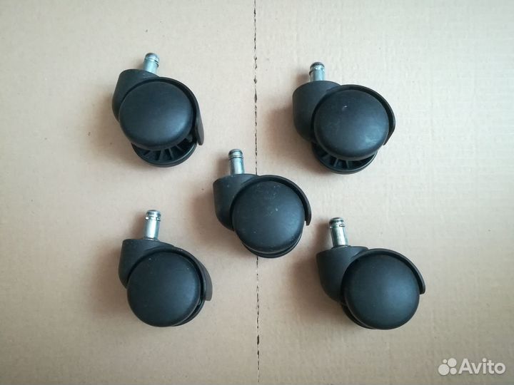 Запчасти от офисных кресел