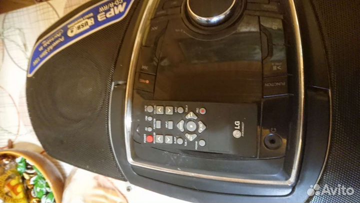 Магнитола (бумбокс) LG SB74 на обмен