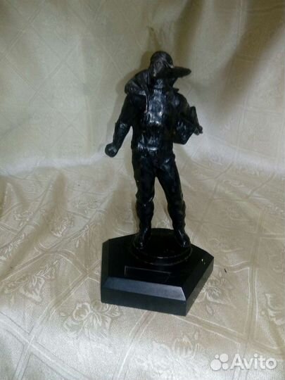 Статуэтка. Чугун. СССР. Летчик. Чкалов
