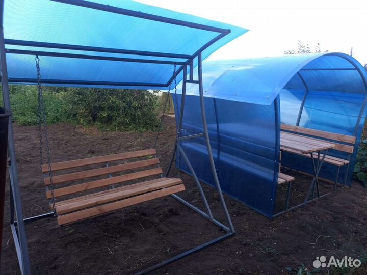Садовые качели новые