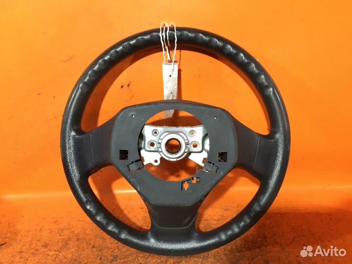 Руль Toyota Ractis SCP100