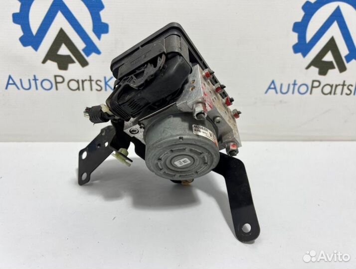 Блок, насос ABS абс Mitsubishi Outlander 3 4670B23