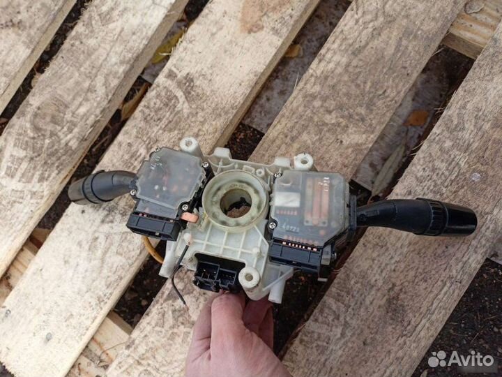 Подрулевой переключатель Hyundai Accent 2 G4EC 1.5