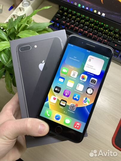 iPhone 8 Plus, 64 ГБ
