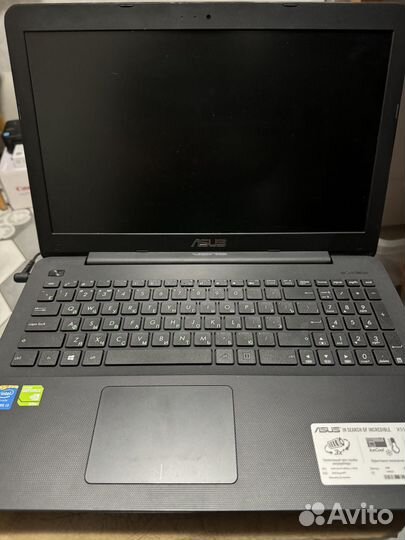 Ноутбук asus X554L