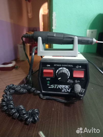 Аппарат для маникюра и педикюра