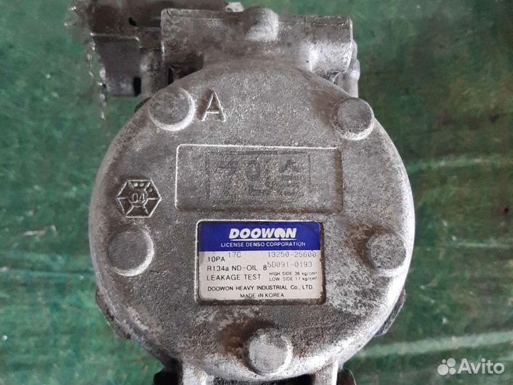 Компрессор кондиционера Kia Carnival 2.5 I K5