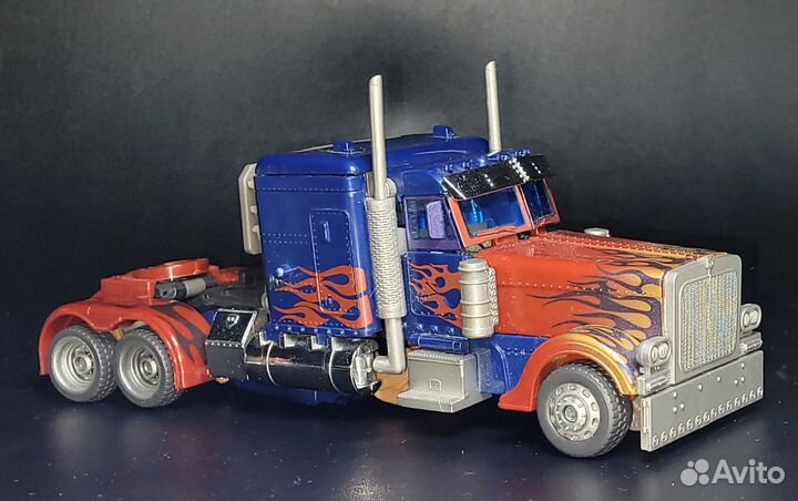 Transformers Optimus (MA)