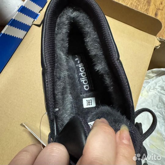 Adidas спортивные туфли