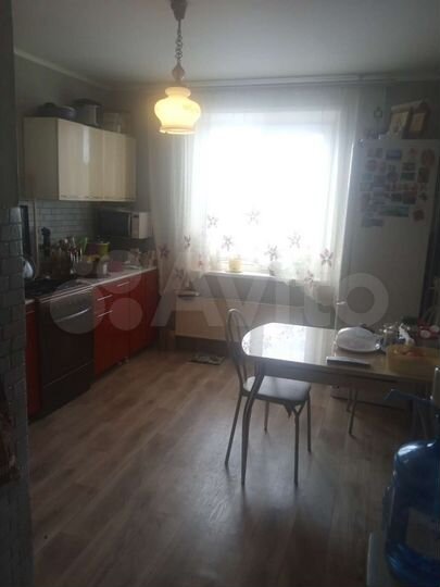 3-к. квартира, 70 м², 5/5 эт.