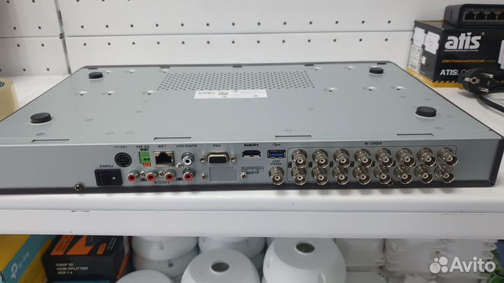 Регистратор для видеонаблюдения на 8 камер