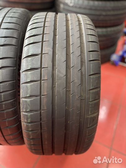 Michelin Pilot Sport 4 S 225/35 R19