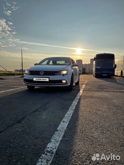 Volkswagen Jetta 1.6 AT, 2015, 195 000 км