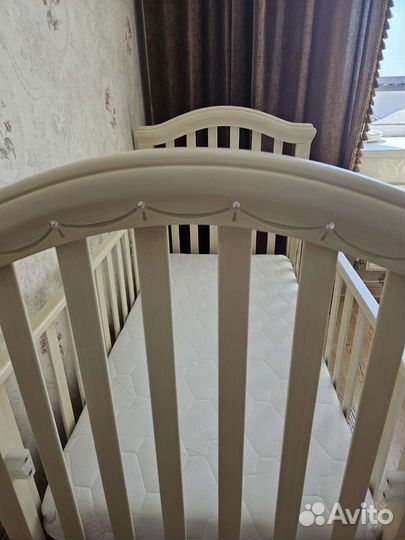 Детская кроватка итальянская