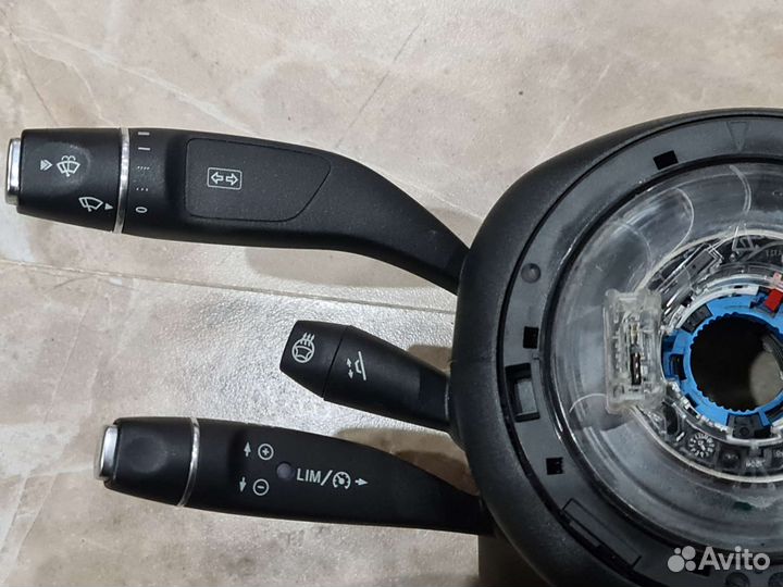 Подрулевой переключатель Mercedes W222
