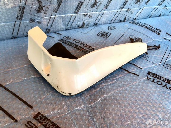 Брызговик задний правый Lexus Gs 4 2011-2015