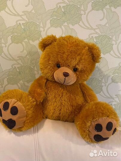 Плюшевый медведь