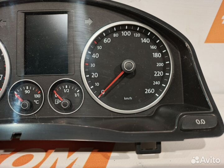 Панель приборов (щиток) Volkswagen Tiguan 2009