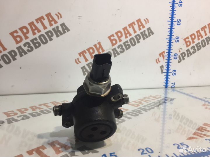 Форд Мондео Рейка топливная с датчиком