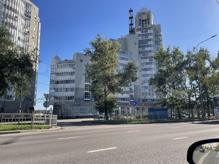 2-к. квартира, 71 м², 10/14 эт.