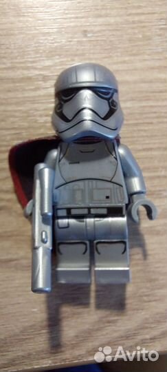 Минифигурка Lego Captain Phasma