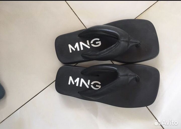 Сандалии Mango