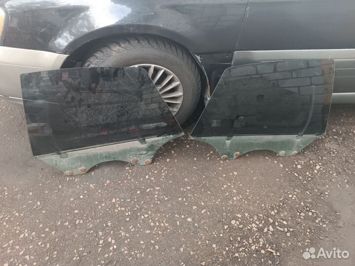 Задние стекла Subaru legacy outback