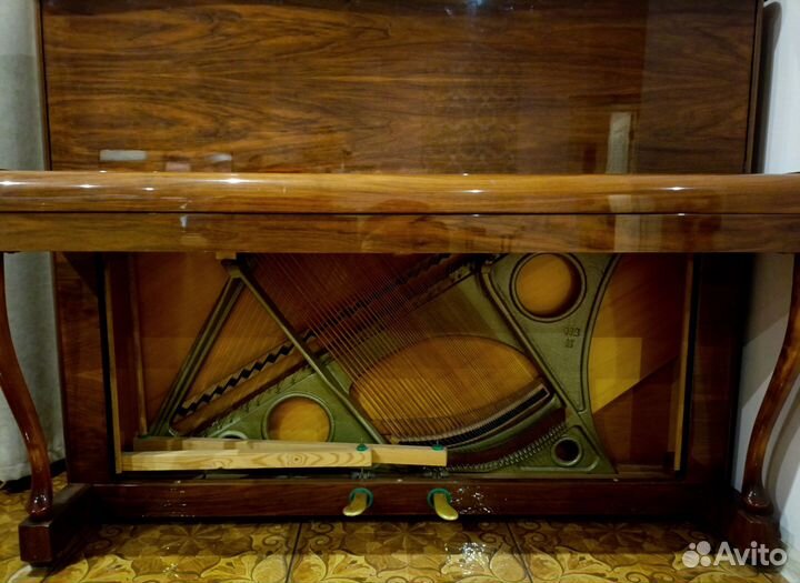 Немецкое пианино «Gebr.Niendorf»