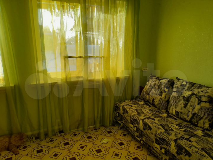 3-к. квартира, 100 м², 1/1 эт.