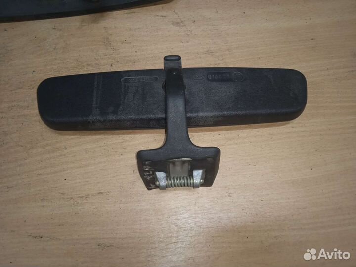 Зеркало заднего вида салонное mercedes w124