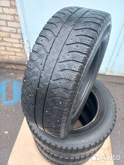 Bridgestone Ice Cruiser 7000 215/65 R16
