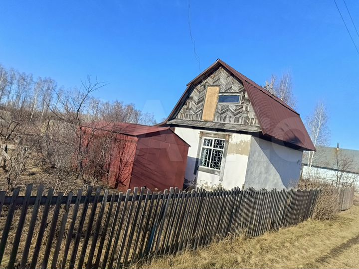 Дача 31,8 м² на участке 7 сот.
