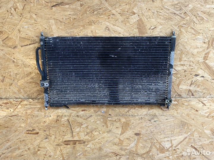 Радиатор кондиционера Honda cr-v