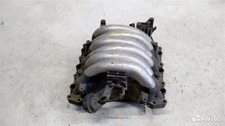Коллектор впускной Audi A6 C4 94-97г
