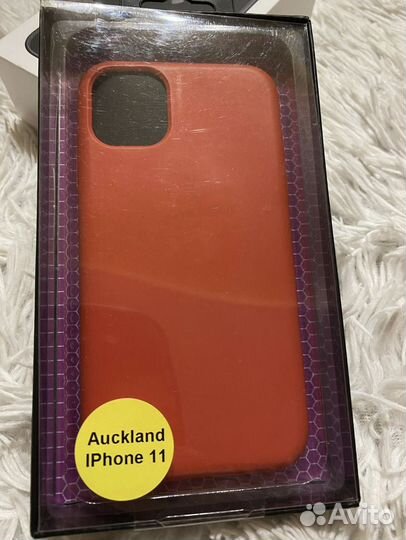 Чехол на iPhone 11