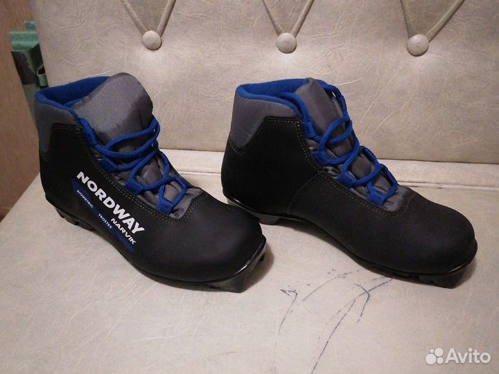 Лыжные ботинки классические
